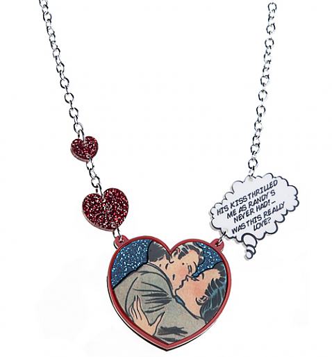 Retro_Pop_Art_Cartoon_Kiss_Necklace_from_Punky_Pins_Close_up_500_478_514_76